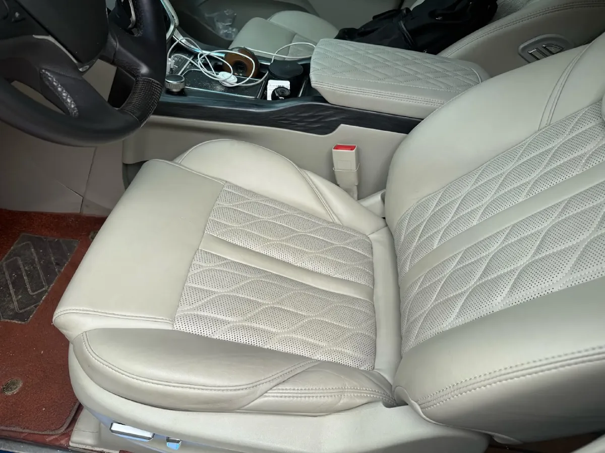 2020 Buick GL8 2.0T 237HP L4 9AT,autocango,china used car exporter,china ev exporter,chinese used car exporter,chinese used ev exporter