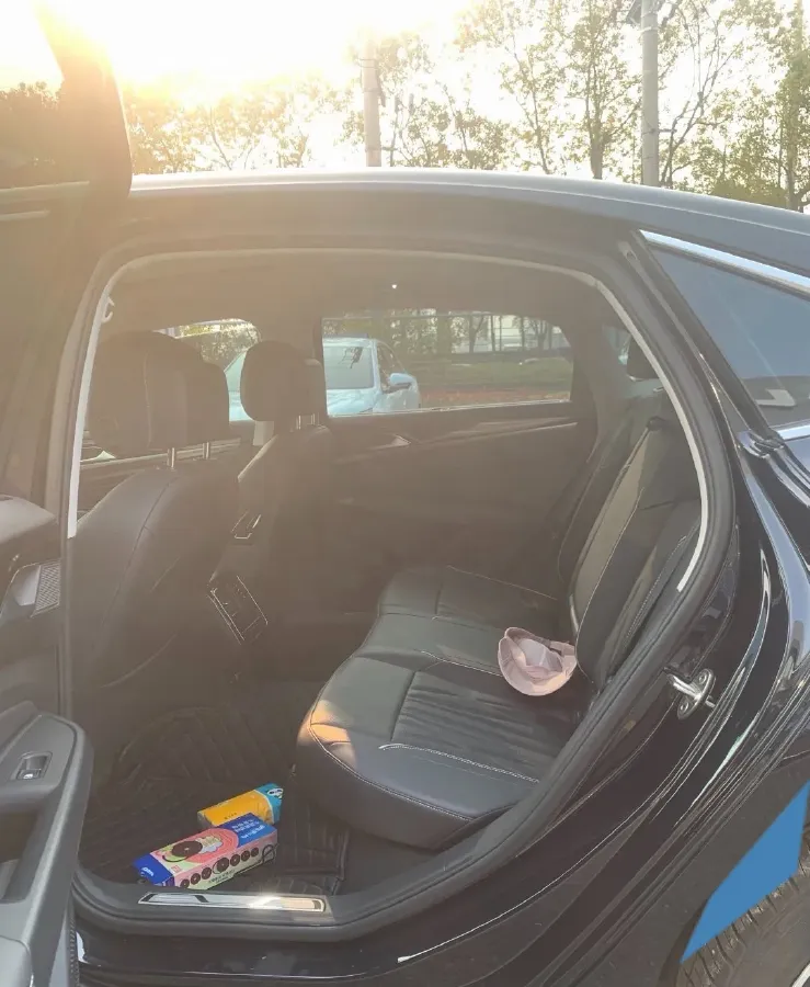 2023 Volkswagen Passat 2.0T 186HP L4 7DCT,autocango,china used car exporter,china ev exporter,chinese used car exporter,chinese used ev exporter