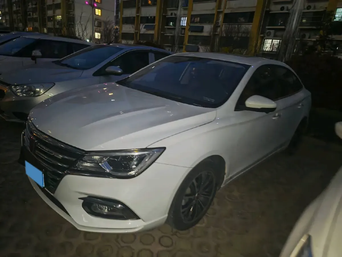 2020 Roewe i5 1.5L 120HP L4 CVT,autocango,china used car exporter,china ev exporter,chinese used car exporter,chinese used ev exporter