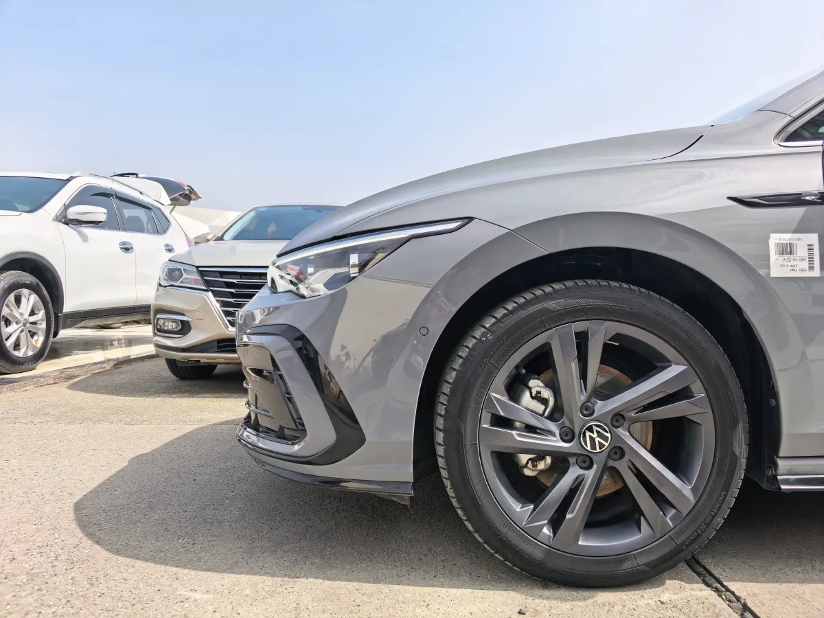 2021 Volkswagen Golf 1.4T 150HP L4 7DCT,autocango,china used car exporter,china ev exporter,chinese used car exporter,chinese used ev exporter