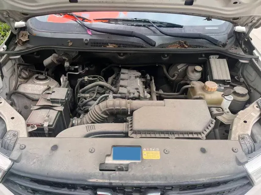 2021 WuLing RongGuang New Truck 1.5L 99HP L4 5MT,autocango,china used car exporter,china ev exporter,chinese used car exporter,chinese used ev exporter