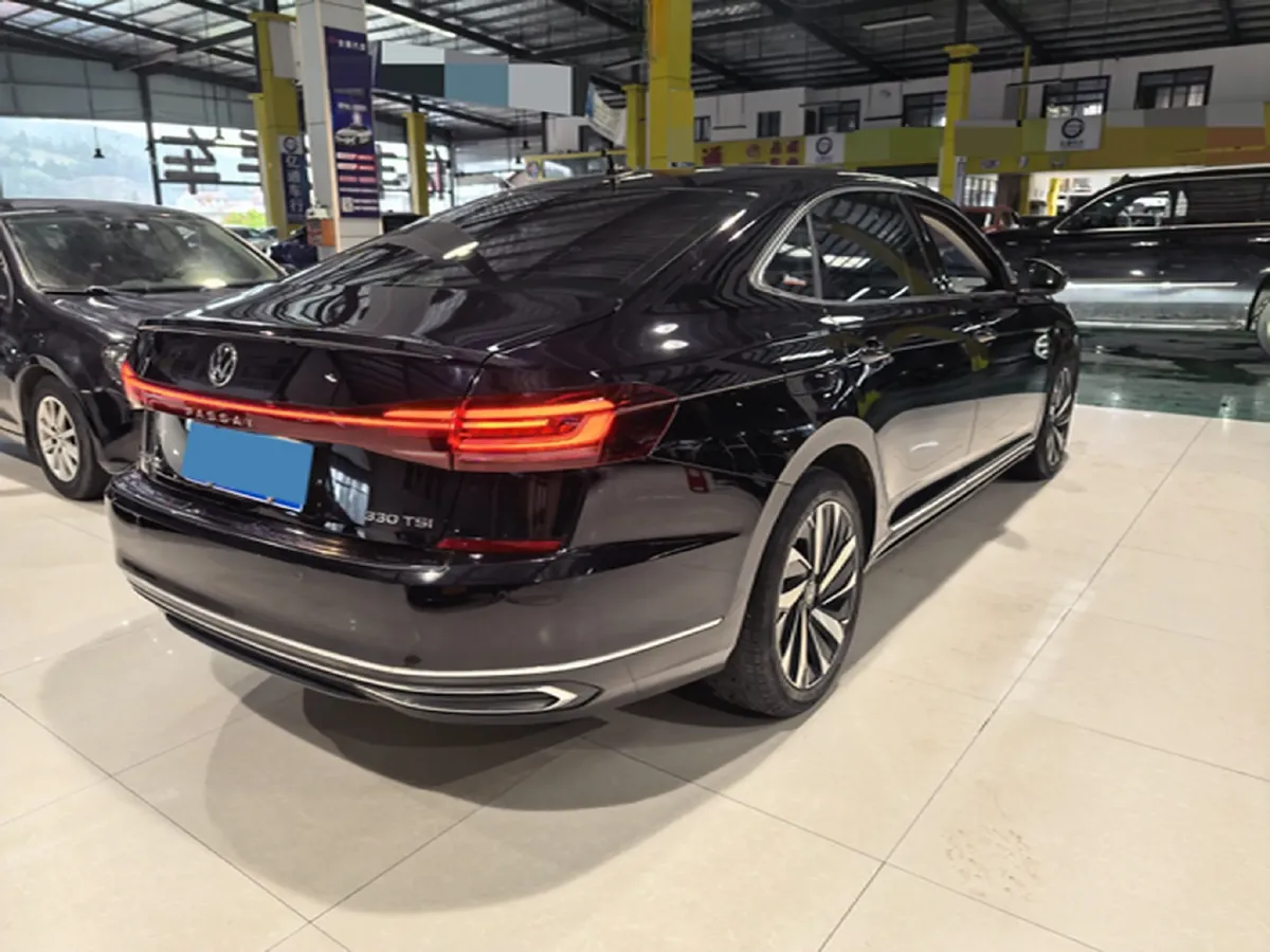 2023 Volkswagen Passat 2.0T 186HP L4 7DCT,autocango,china used car exporter,china ev exporter,chinese used car exporter,chinese used ev exporter