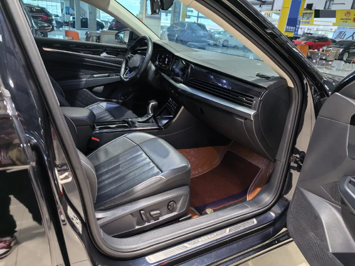 2023 Volkswagen Passat 2.0T 186HP L4 7DCT,autocango,china used car exporter,china ev exporter,chinese used car exporter,chinese used ev exporter
