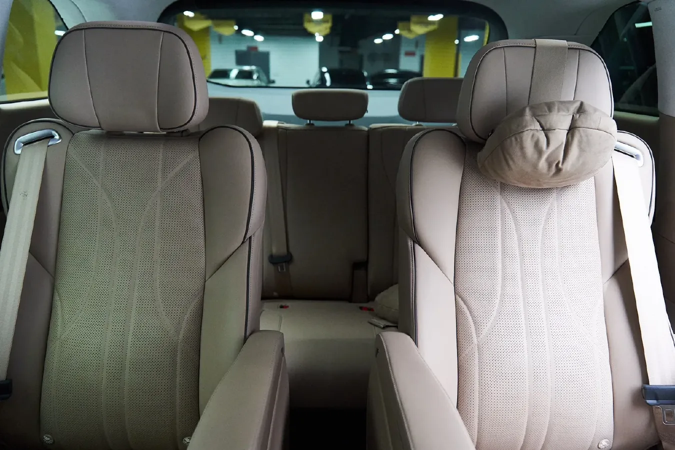 2025 Xpeng X9 BEV,autocango,china used car exporter,china ev exporter,chinese used car exporter,chinese used ev exporter