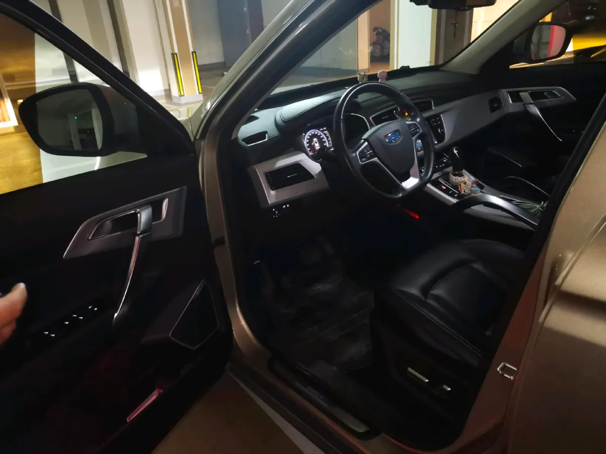 2016 Geely Azkarra 1.8T 184HP L4 6AT,autocango,china used car exporter,china ev exporter,chinese used car exporter,chinese used ev exporter