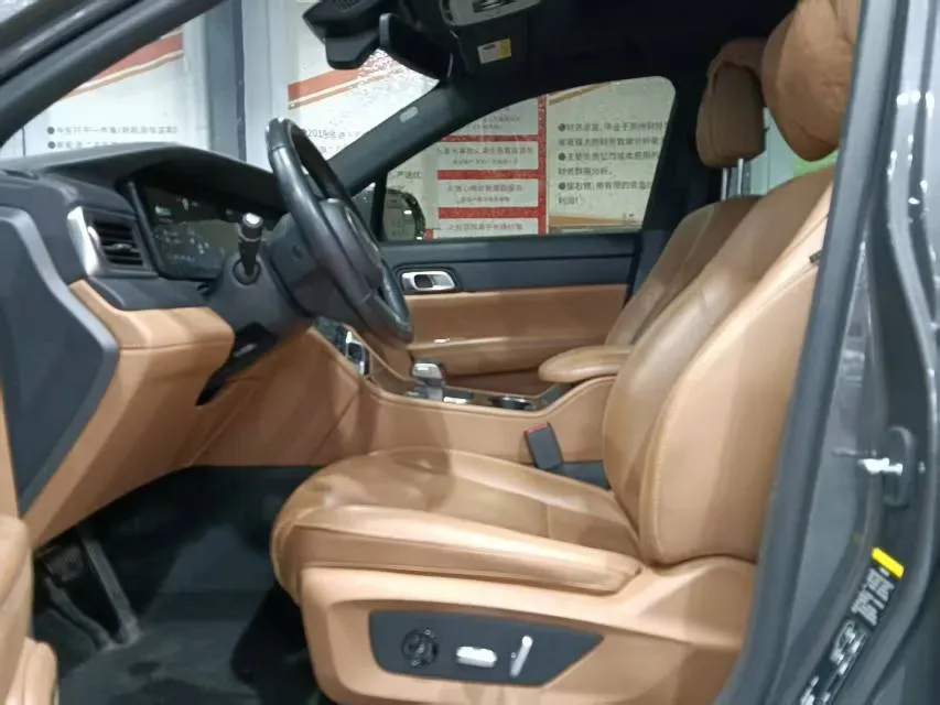 2021 Li ONE Range Extended 131HP REEV 40.5KWH,autocango,china used car exporter,china ev exporter,chinese used car exporter,chinese used ev exporter