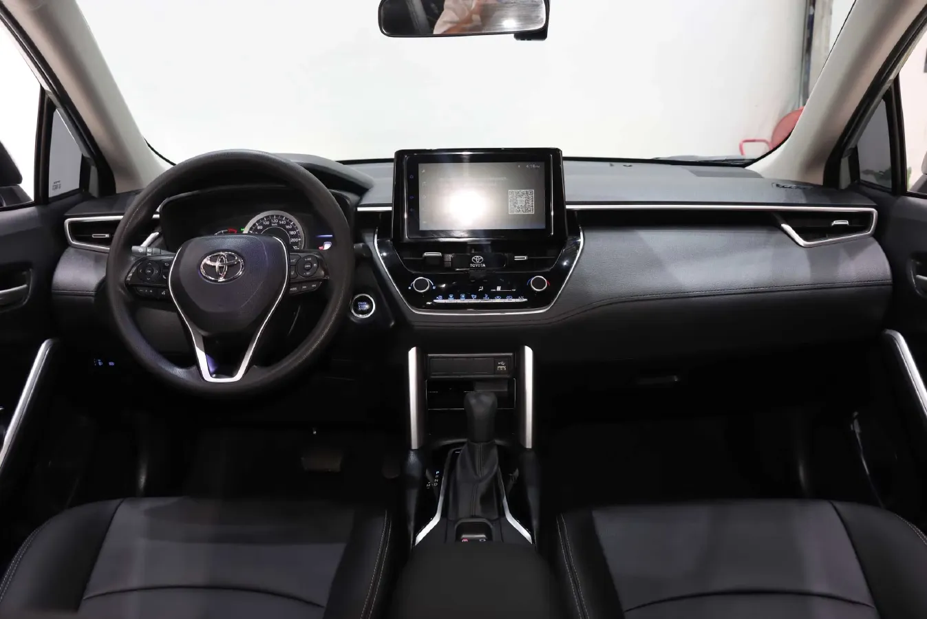 2022 Toyota Corolla Cross 2.0L 171HP L4 CVT,autocango,china used car exporter,china ev exporter,chinese used car exporter,chinese used ev exporter