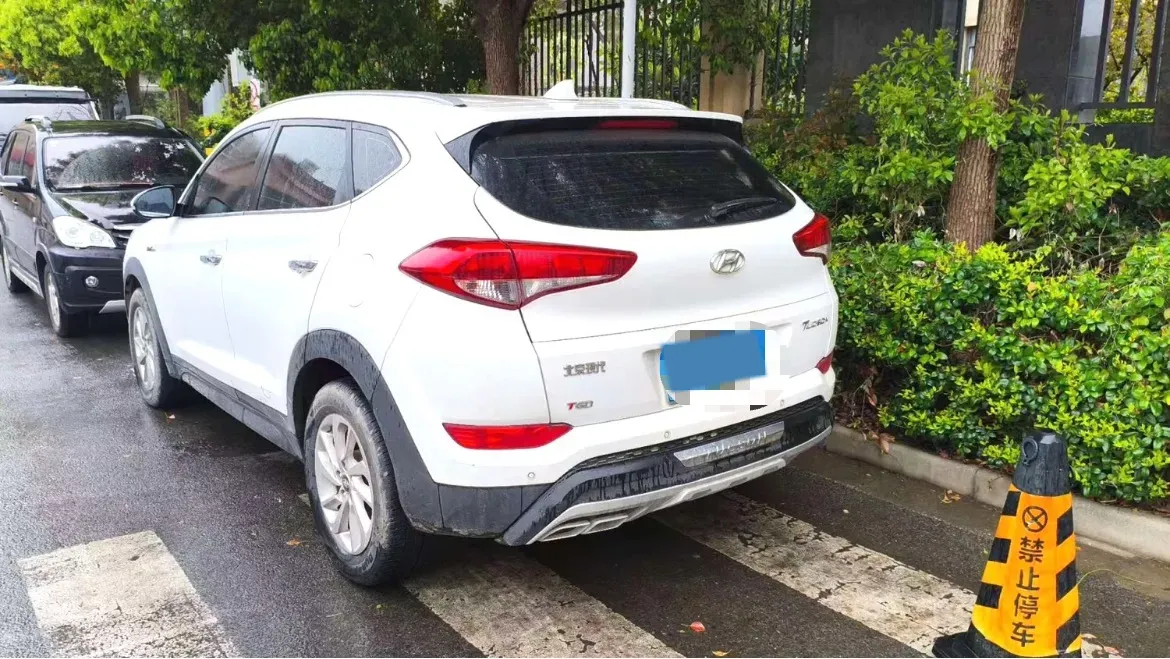 2015 Hyundai Tucson 1.6T 177HP L4 7DCT,autocango,china used car exporter,china ev exporter,chinese used car exporter,chinese used ev exporter