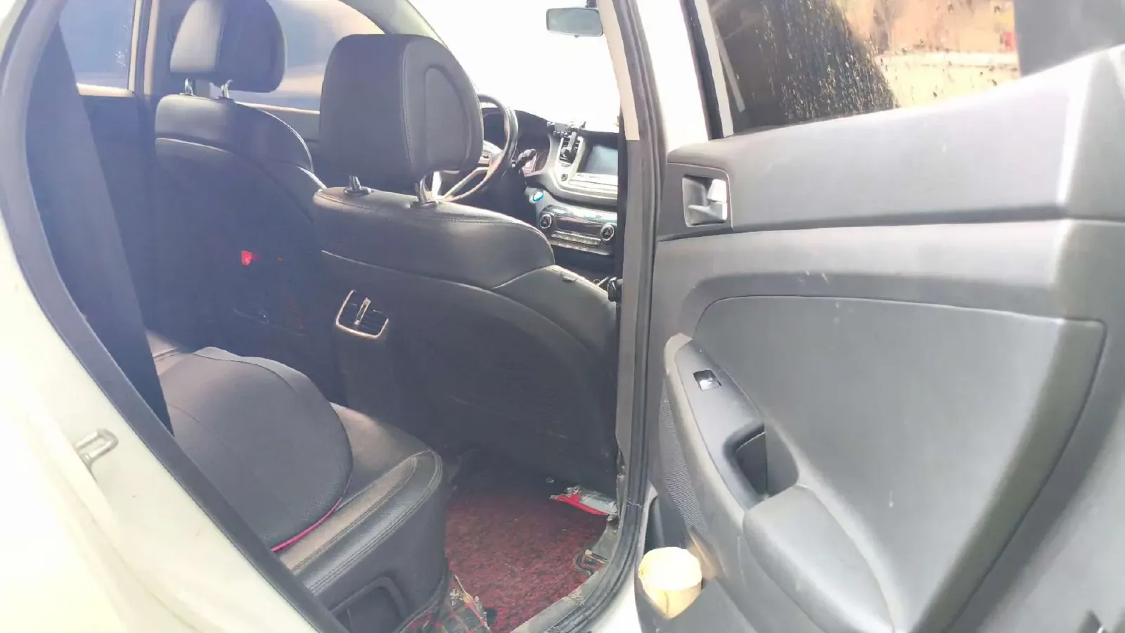 2015 Hyundai Tucson 1.6T 177HP L4 7DCT,autocango,china used car exporter,china ev exporter,chinese used car exporter,chinese used ev exporter