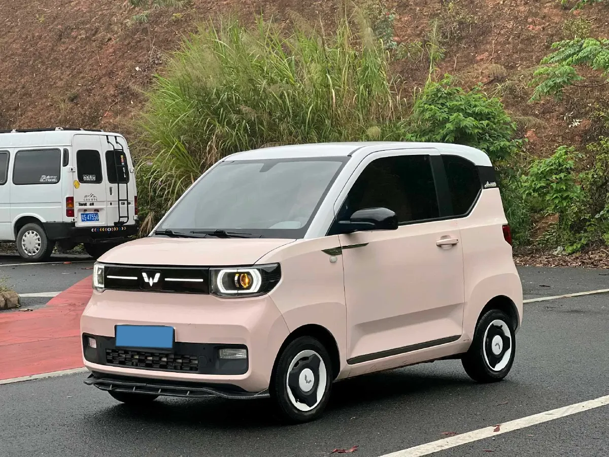 2021 WuLing HongGuang MINI EV BEV 13.9KWH,autocango,china used car exporter,china ev exporter,chinese used car exporter,chinese used ev exporter