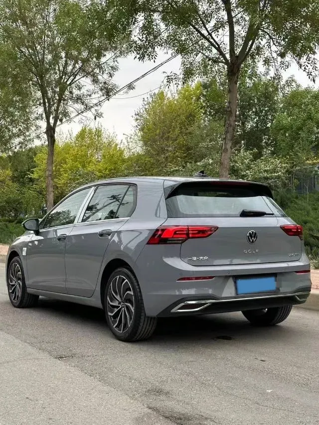 2023 Volkswagen Golf 1.4T 150HP L4 7DCT,autocango,china used car exporter,china ev exporter,chinese used car exporter,chinese used ev exporter