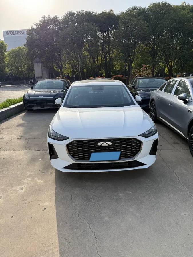 2025 Fulwin FulwinA8L 1.5T 156HP L4 1DHT PHEV 18.67KWH,autocango,china used car exporter,china ev exporter,chinese used car exporter,chinese used ev exporter