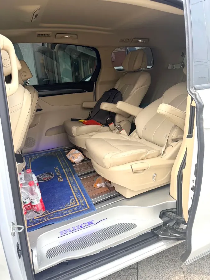 2023 Buick GL8 2.0T 237HP L4 9AT,autocango,china used car exporter,china ev exporter,chinese used car exporter,chinese used ev exporter