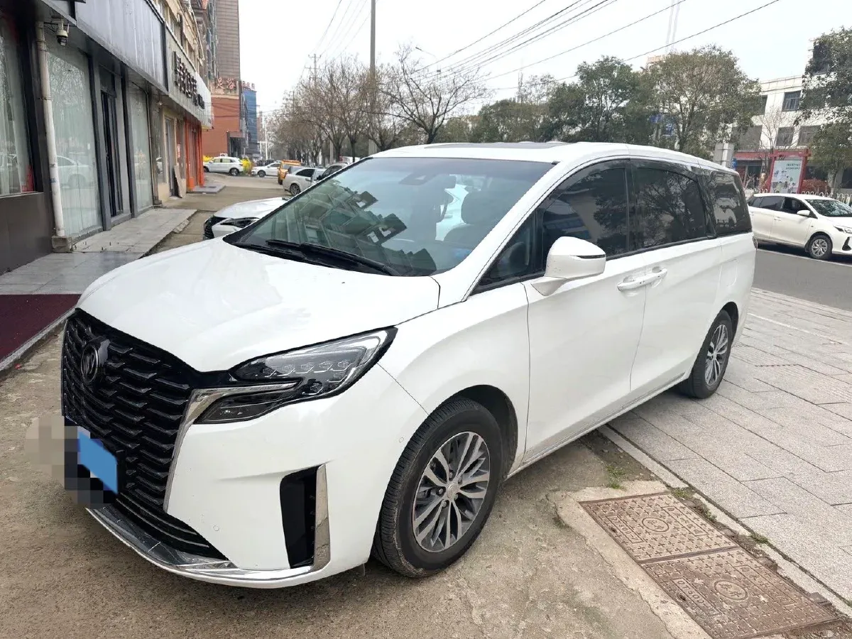 2023 Buick GL8 2.0T 237HP L4 9AT,autocango,china used car exporter,china ev exporter,chinese used car exporter,chinese used ev exporter