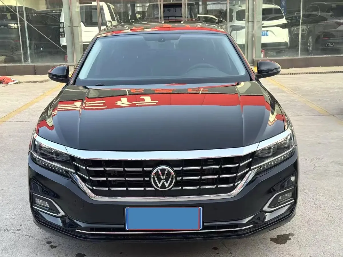 2020 Volkswagen Passat 2.0T 186HP L4 7DCT,autocango,china used car exporter,china ev exporter,chinese used car exporter,chinese used ev exporter