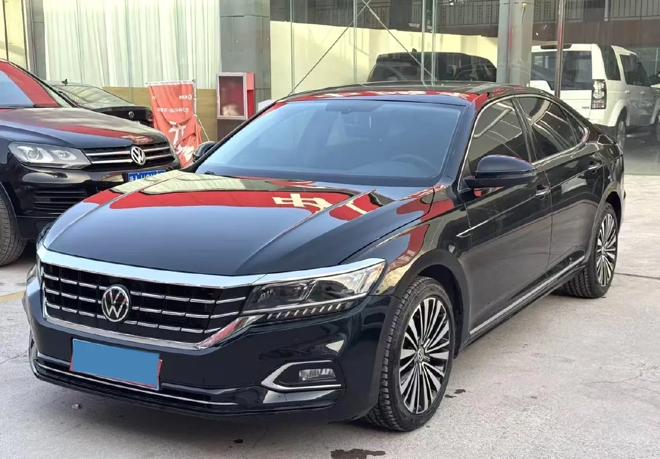 2020 Volkswagen Passat 2.0T 186HP L4 7DCT,autocango,china used car exporter,china ev exporter,chinese used car exporter,chinese used ev exporter