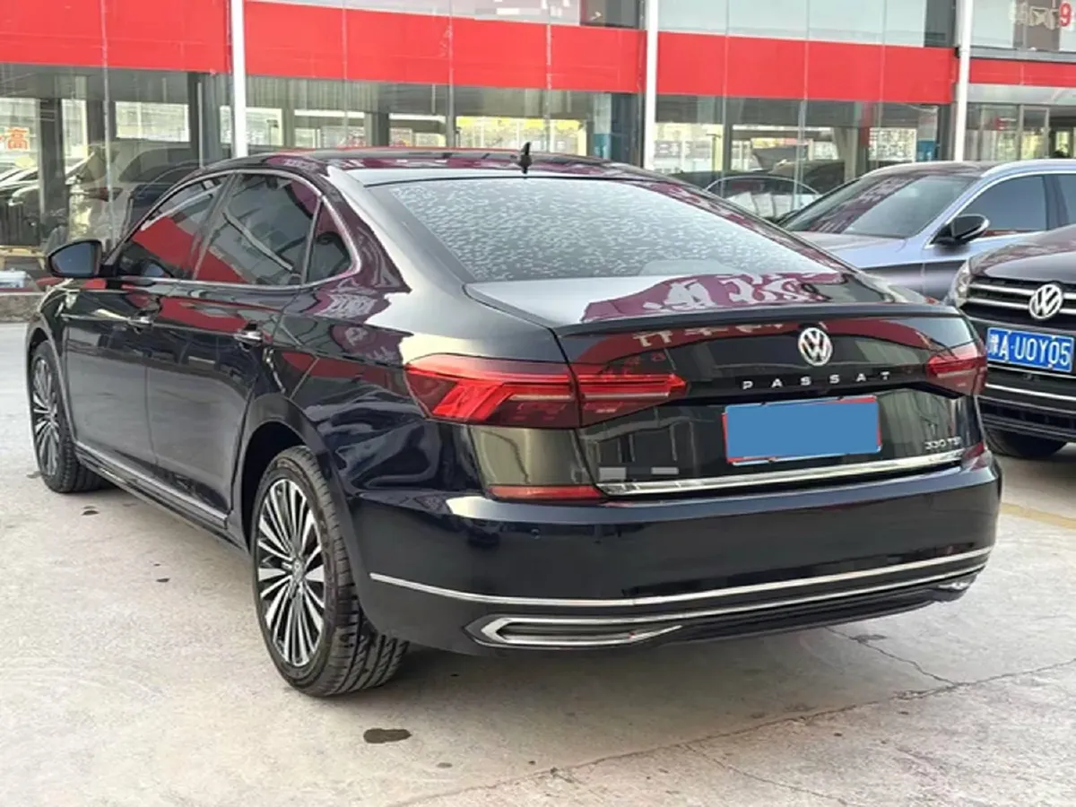 2020 Volkswagen Passat 2.0T 186HP L4 7DCT,autocango,china used car exporter,china ev exporter,chinese used car exporter,chinese used ev exporter