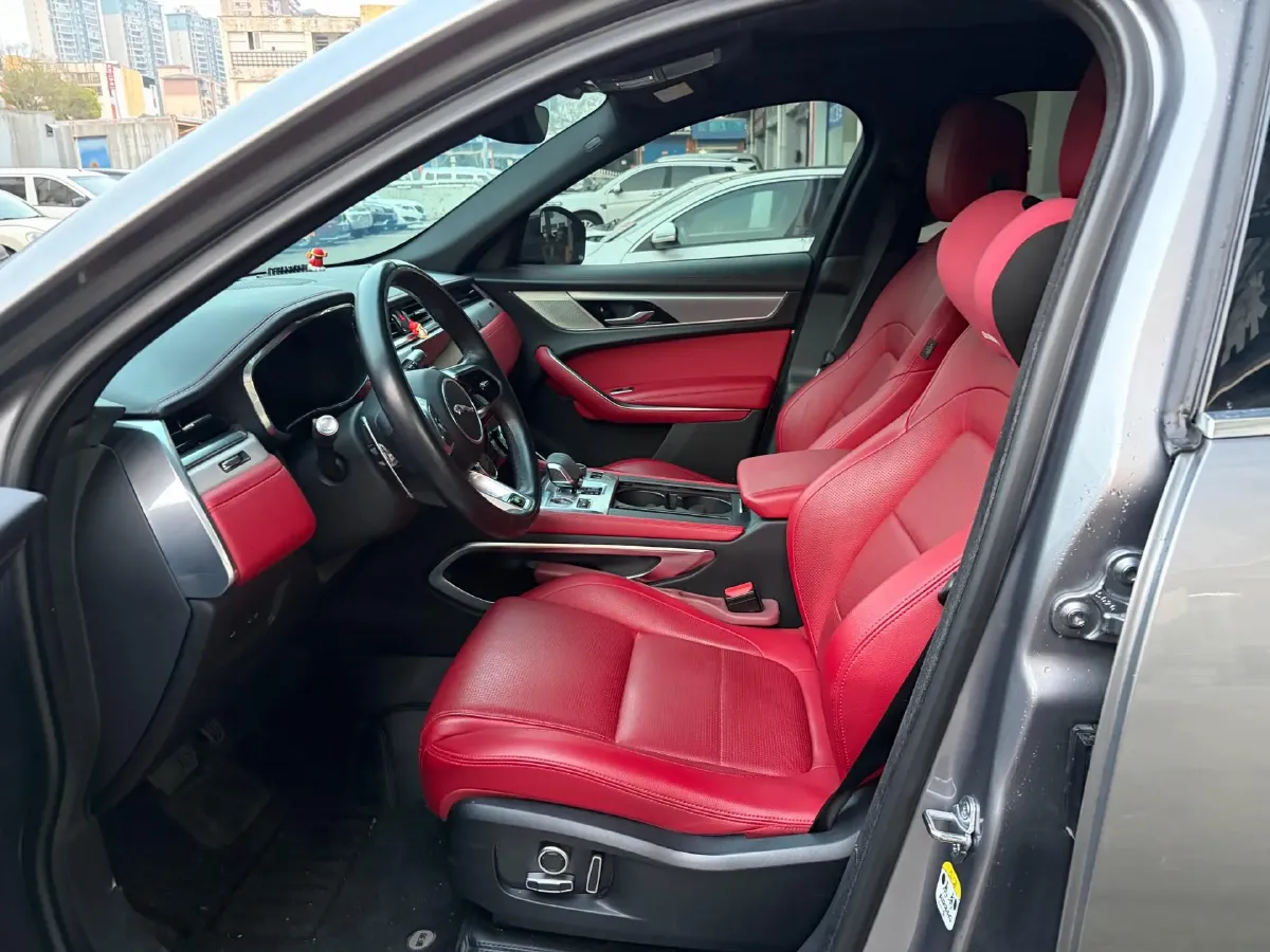 2021 Jaguar F-PACE 2.0T 250HP L4 8AT,autocango,china used car exporter,china ev exporter,chinese used car exporter,chinese used ev exporter