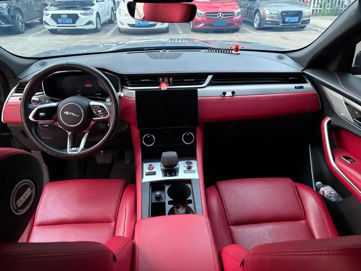 2021 Jaguar F-PACE 2.0T 250HP L4 8AT,autocango,china used car exporter,china ev exporter,chinese used car exporter,chinese used ev exporter