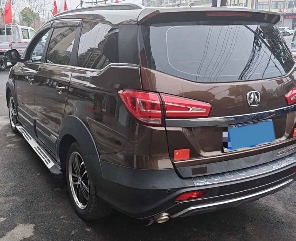 2017 BAIC WeiWang M50F 1.5L 116HP L4 5MT,autocango,china used car exporter,china ev exporter,chinese used car exporter,chinese used ev exporter