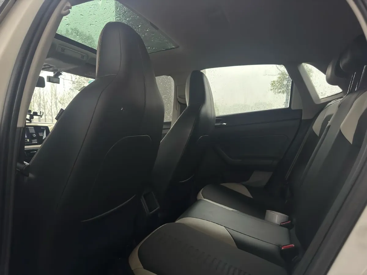 2019 Volkswagen Polo 1.5L 113HP L4 6AT,autocango,china used car exporter,china ev exporter,chinese used car exporter,chinese used ev exporter