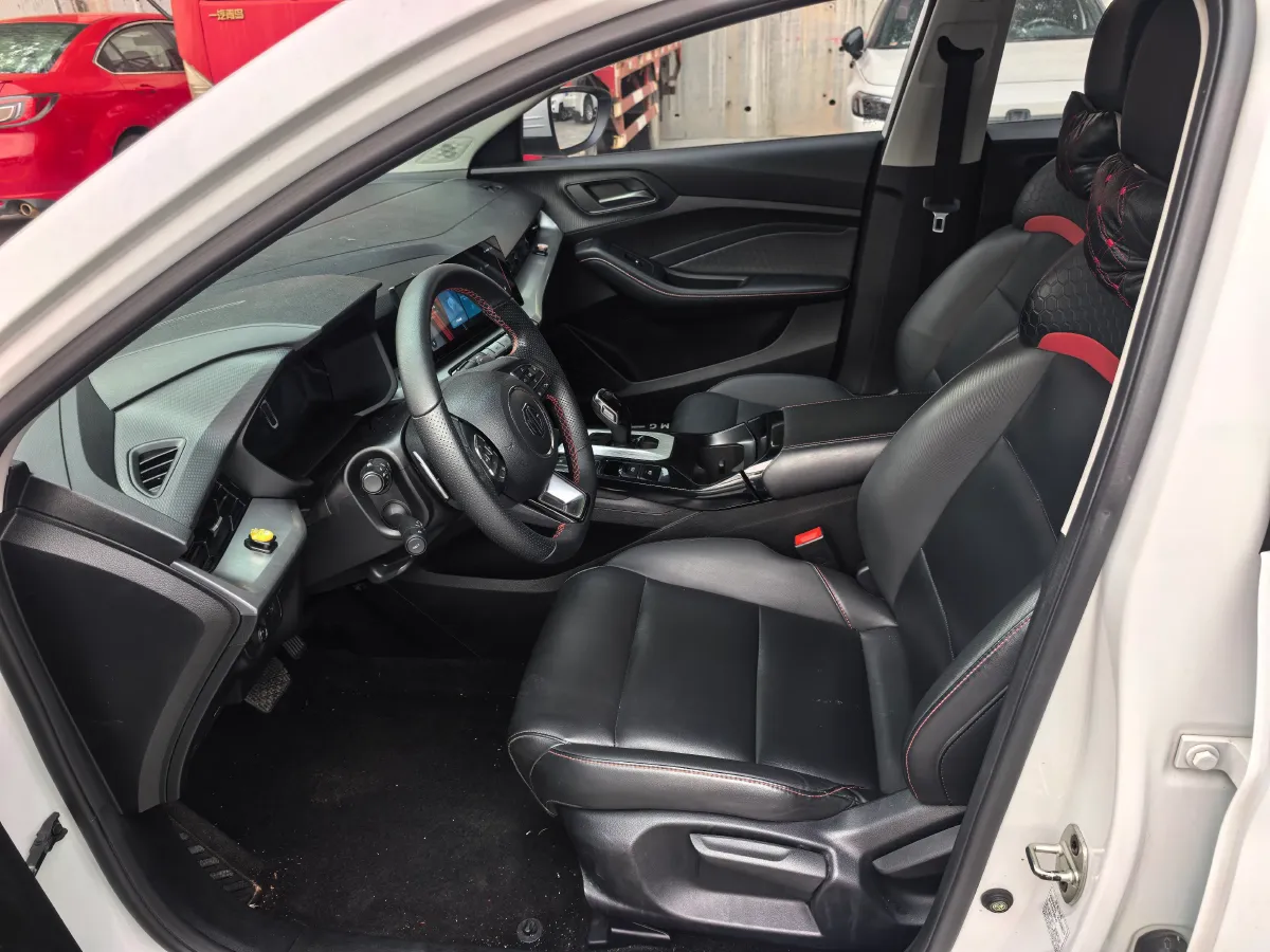 2021 MG 5 1.5T 173HP L4 7DCT,autocango,china used car exporter,china ev exporter,chinese used car exporter,chinese used ev exporter