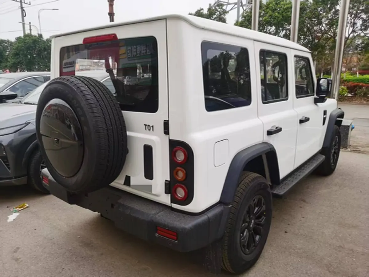 2024 212 212 T01 2.0T 252HP L4 8AT,autocango,china used car exporter,china ev exporter,chinese used car exporter,chinese used ev exporter