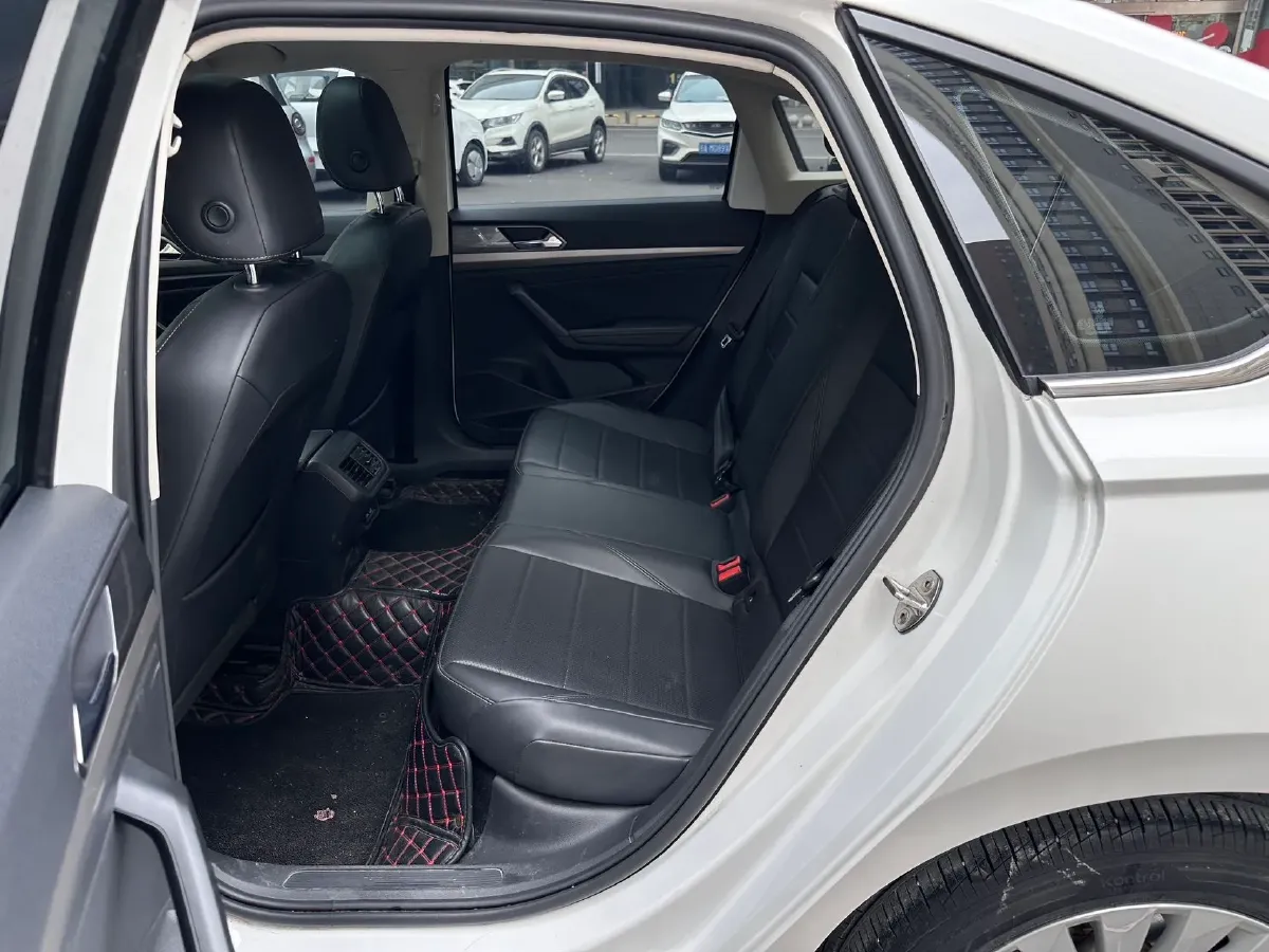 2021 Volkswagen Lavida 1.5L 113HP L4 6AT,autocango,china used car exporter,china ev exporter,chinese used car exporter,chinese used ev exporter