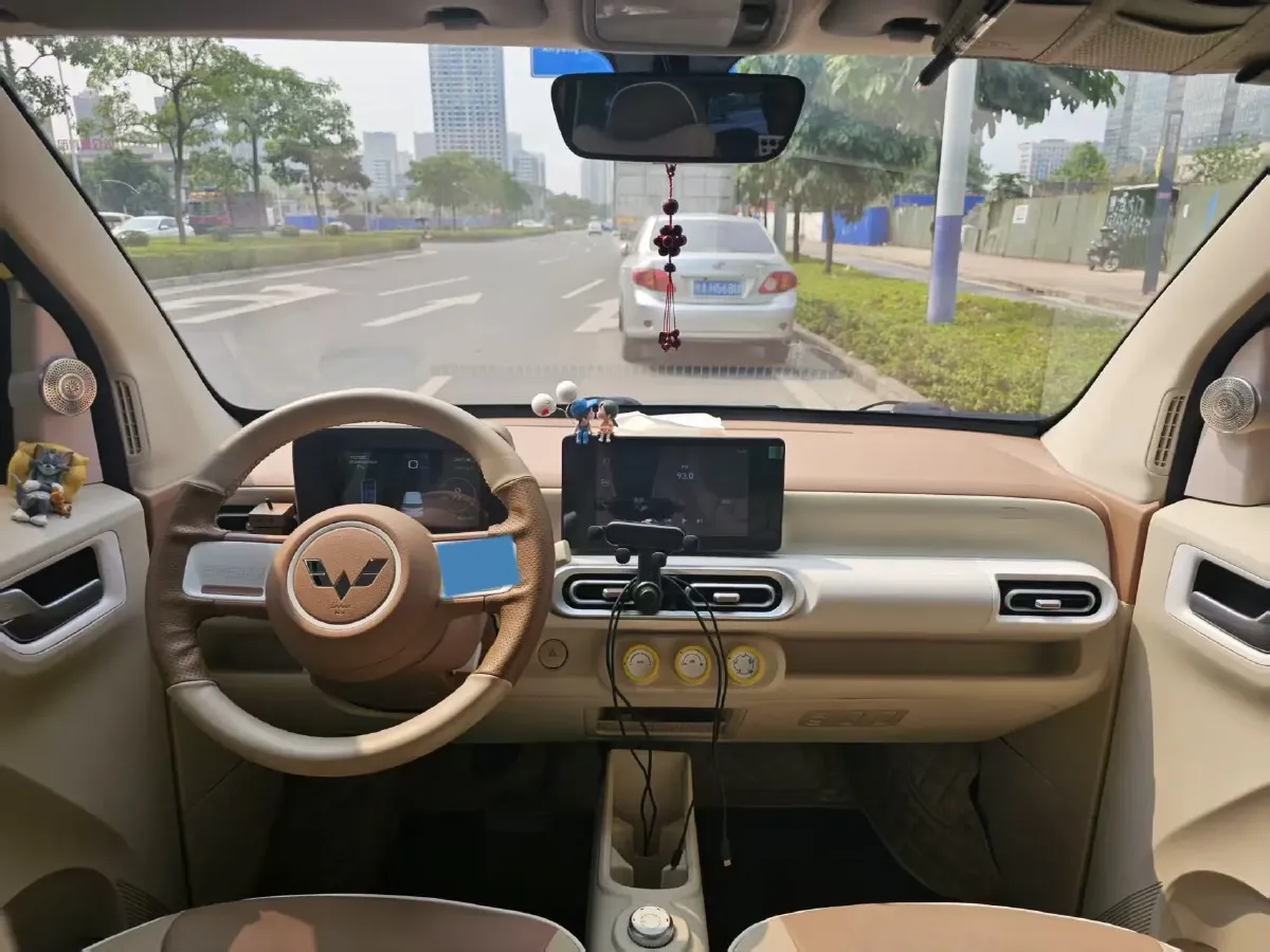 2024 WuLing HongGuang MINI EV BEV 17.3KWH,autocango,china used car exporter,china ev exporter,chinese used car exporter,chinese used ev exporter