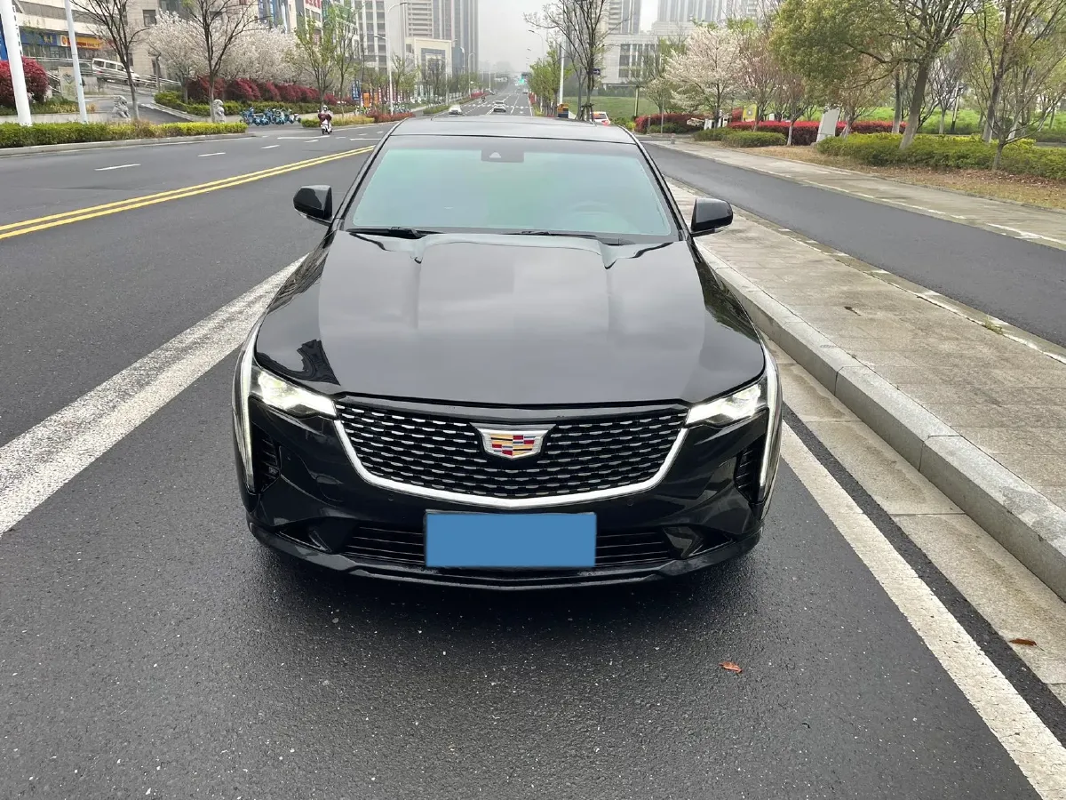 2023 Cadillac CT4 2.0T 237HP L4 8AT,autocango,china used car exporter,china ev exporter,chinese used car exporter,chinese used ev exporter