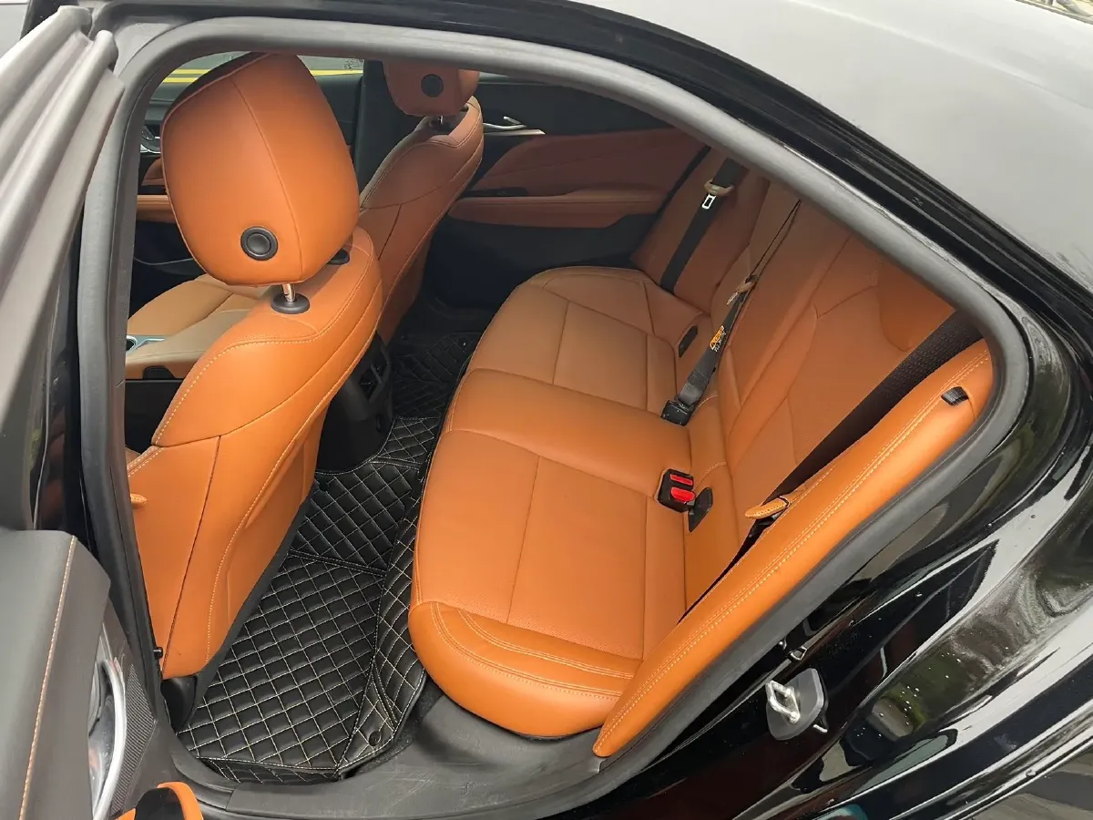 2023 Cadillac CT4 2.0T 237HP L4 8AT,autocango,china used car exporter,china ev exporter,chinese used car exporter,chinese used ev exporter