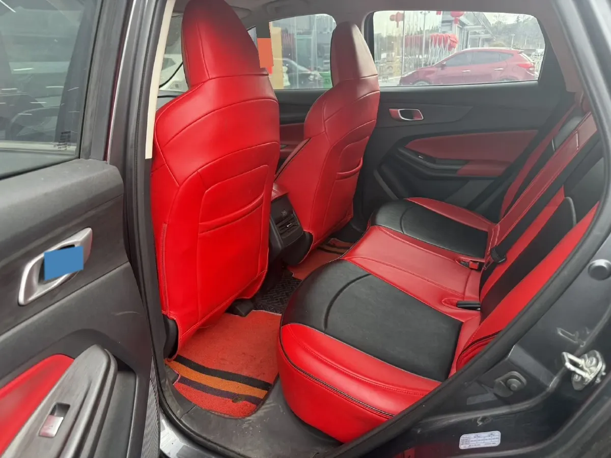 2022 ChangAn Oshan X7 Plus 1.5T 188HP L4 7DCT,autocango,china used car exporter,china ev exporter,chinese used car exporter,chinese used ev exporter