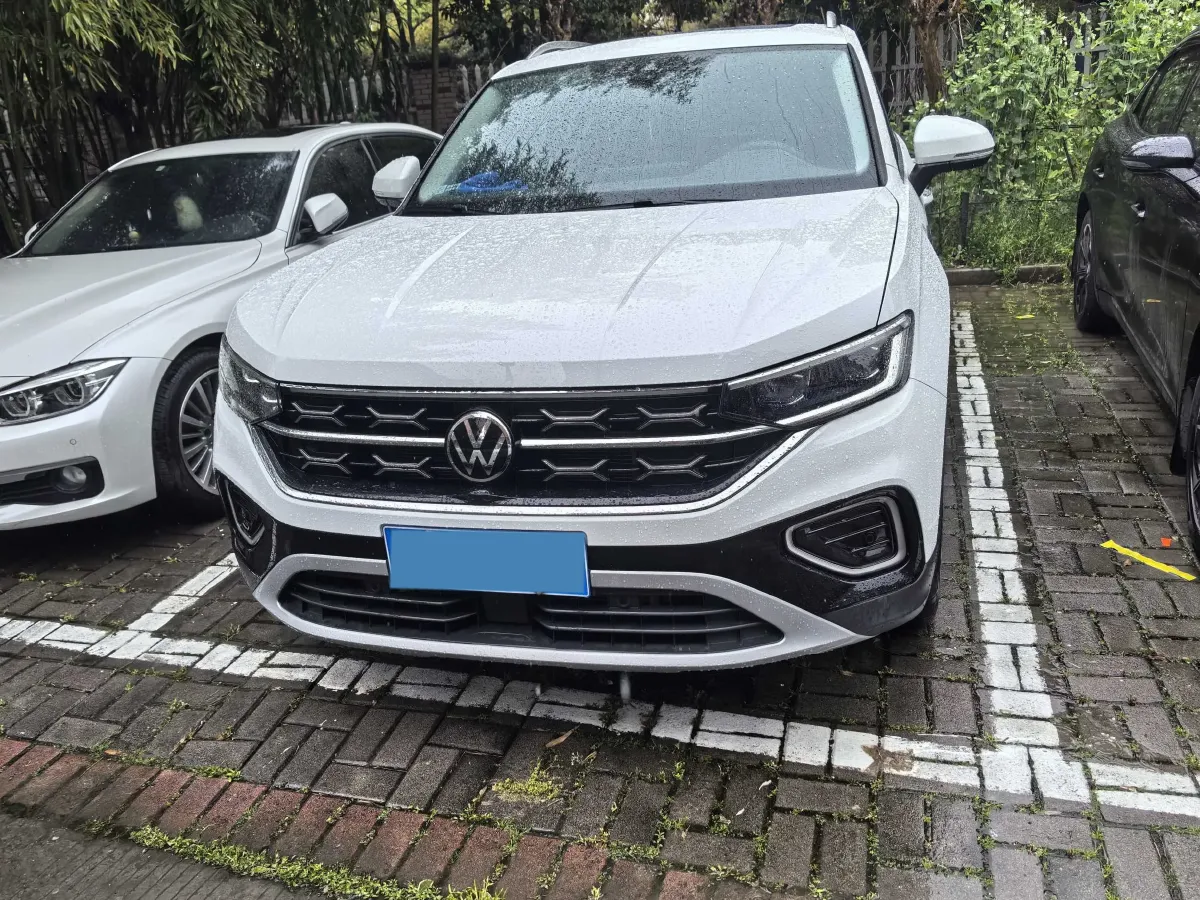 2024 Volkswagen Tayron 2.0T 186HP L4 7DCT,autocango,china used car exporter,china ev exporter,chinese used car exporter,chinese used ev exporter