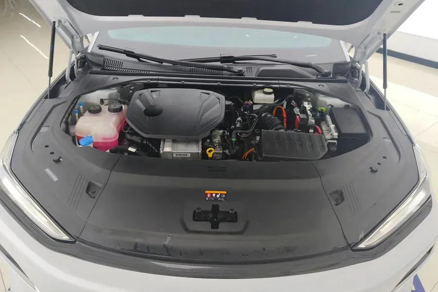 2025 Geely Galaxy Starshine 8 1.5T 163HP L4 3DHT PHEV 18.4KWH,autocango,china used car exporter,china ev exporter,chinese used car exporter,chinese used ev exporter