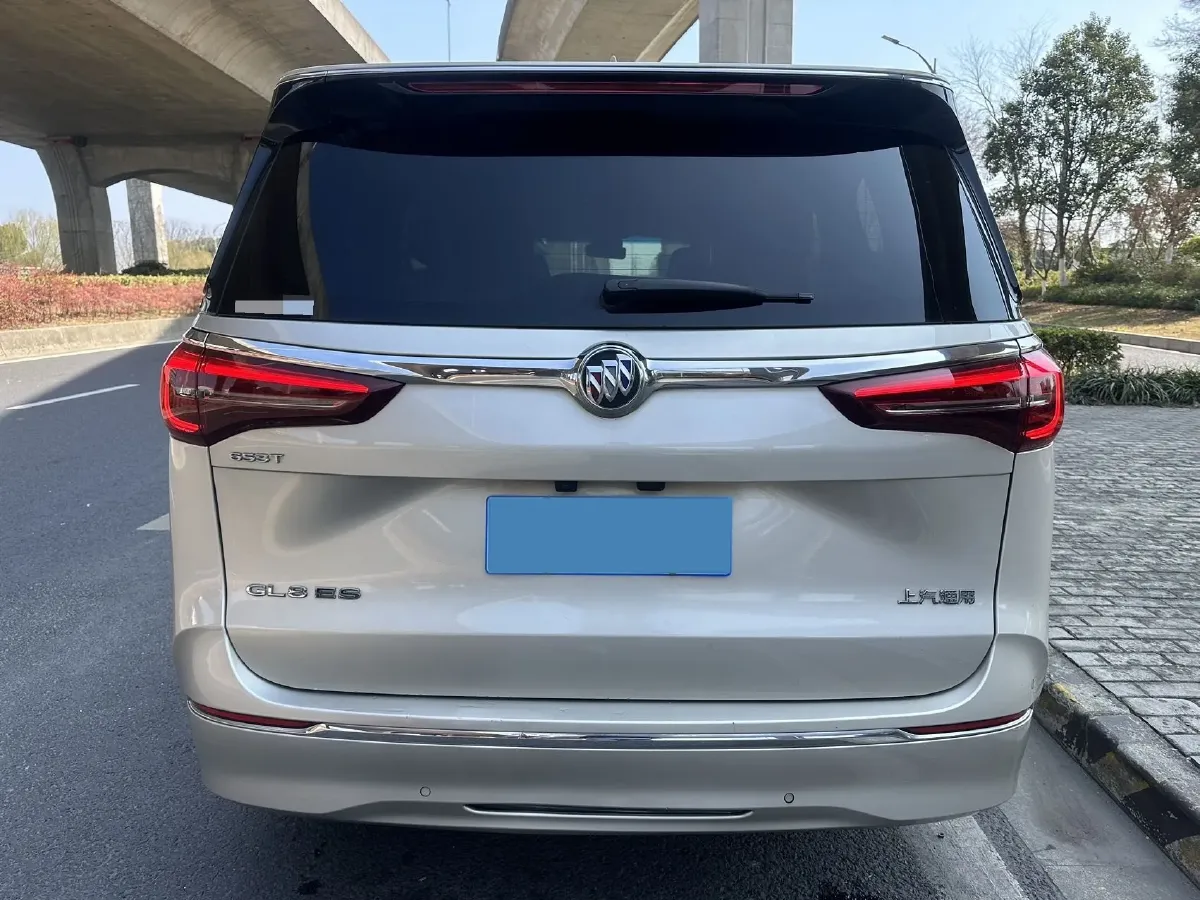 2021 Buick GL8 2.0T 237HP L4 9AT,autocango,china used car exporter,china ev exporter,chinese used car exporter,chinese used ev exporter