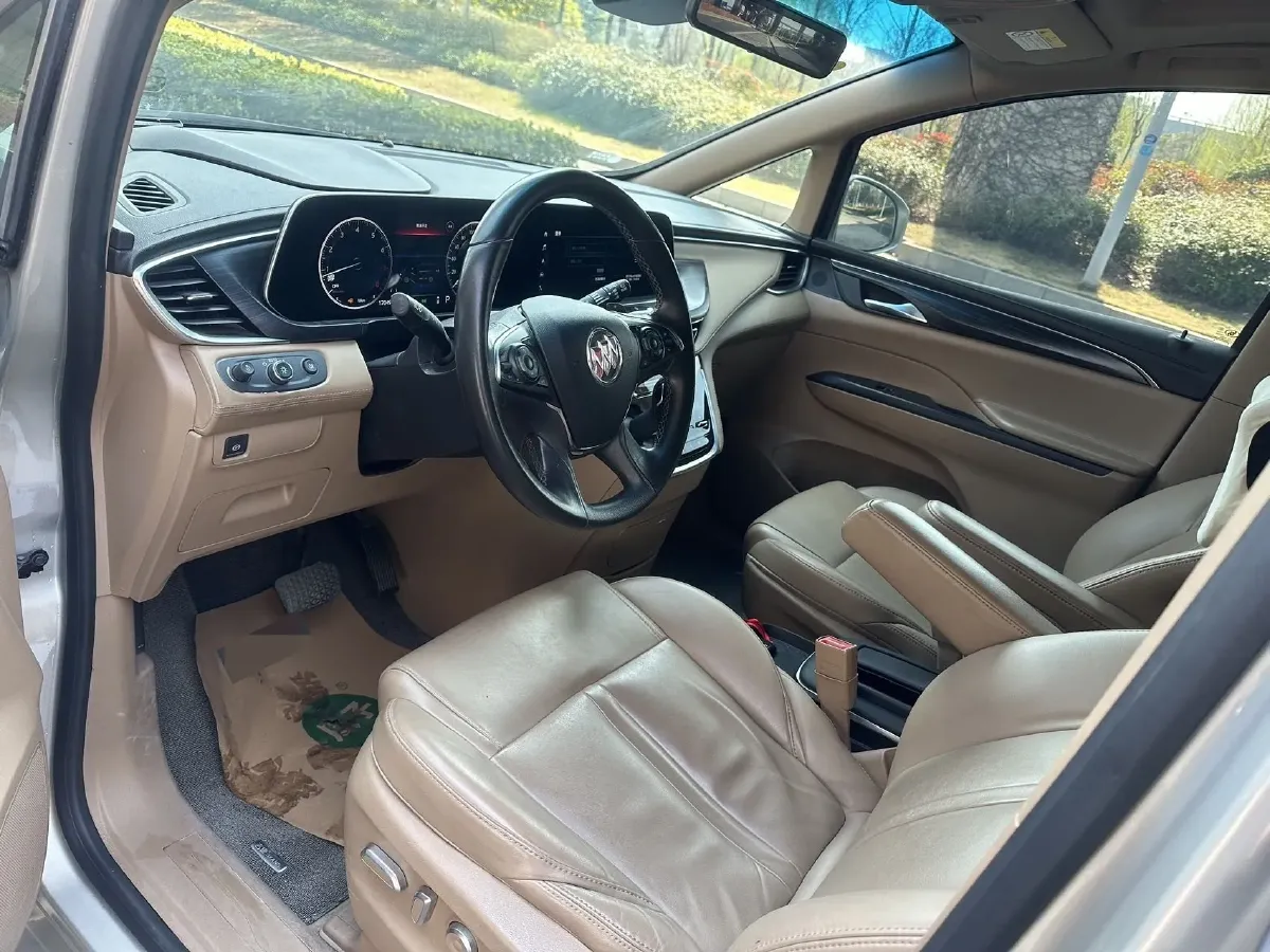 2021 Buick GL8 2.0T 237HP L4 9AT,autocango,china used car exporter,china ev exporter,chinese used car exporter,chinese used ev exporter