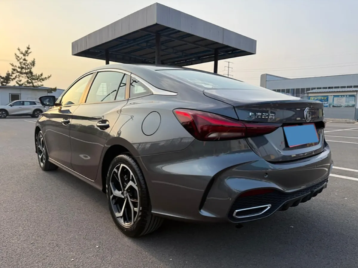 2025 MG 5 1.5T 181HP L4 7DCT,autocango,china used car exporter,china ev exporter,chinese used car exporter,chinese used ev exporter