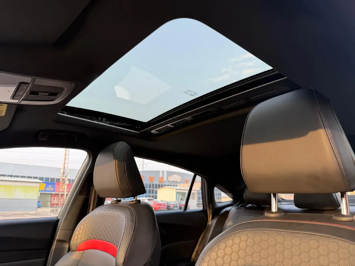 2025 MG 5 1.5T 181HP L4 7DCT,autocango,china used car exporter,china ev exporter,chinese used car exporter,chinese used ev exporter