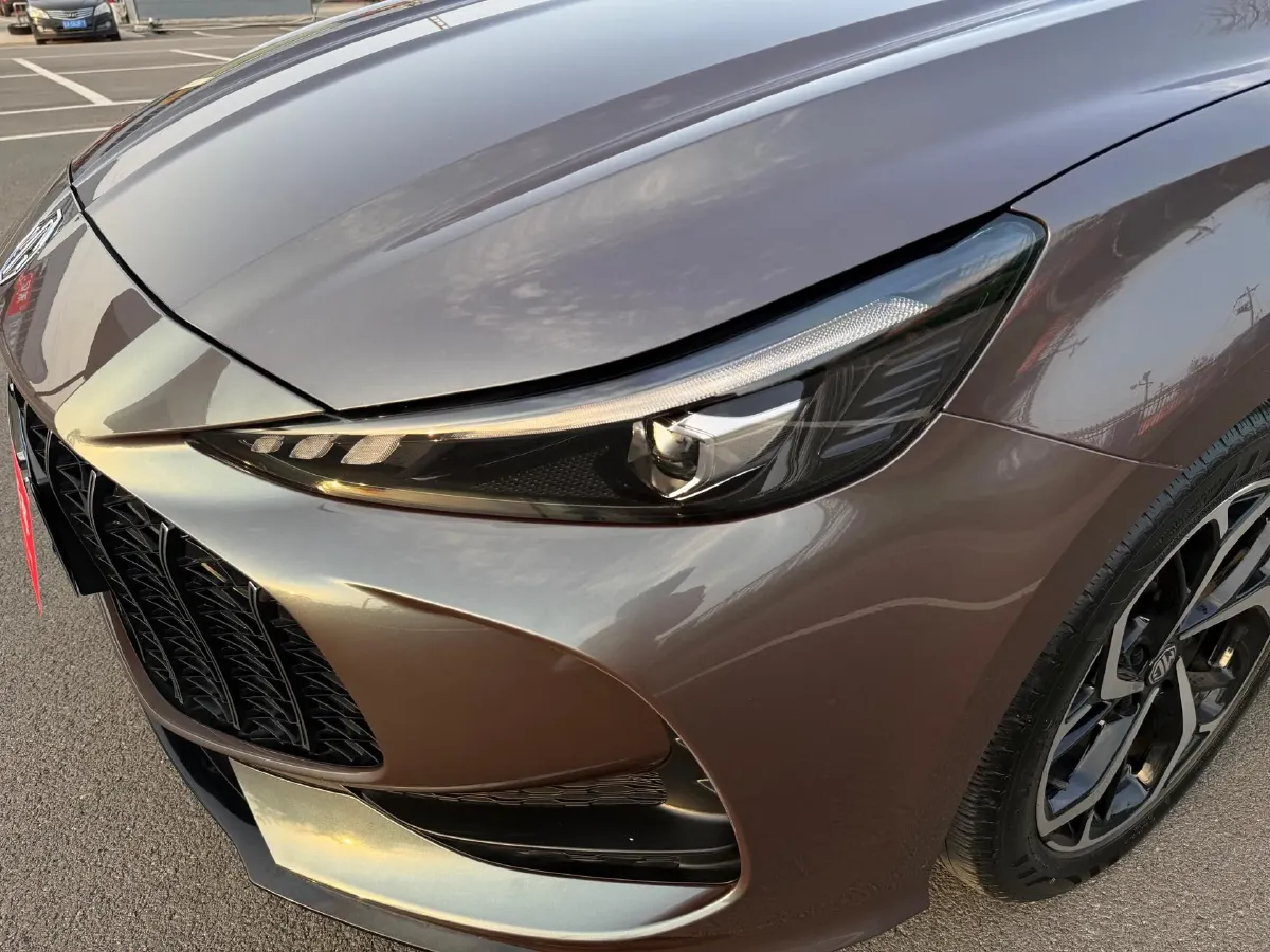 2025 MG 5 1.5T 181HP L4 7DCT,autocango,china used car exporter,china ev exporter,chinese used car exporter,chinese used ev exporter