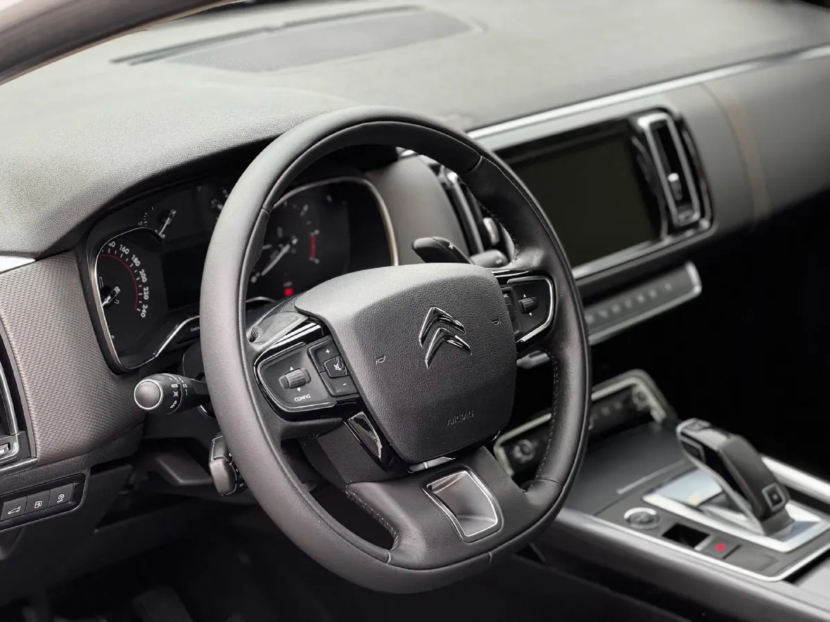 2021 Citroen C6 1.8T 211HP L4 8AT,autocango,china used car exporter,china ev exporter,chinese used car exporter,chinese used ev exporter