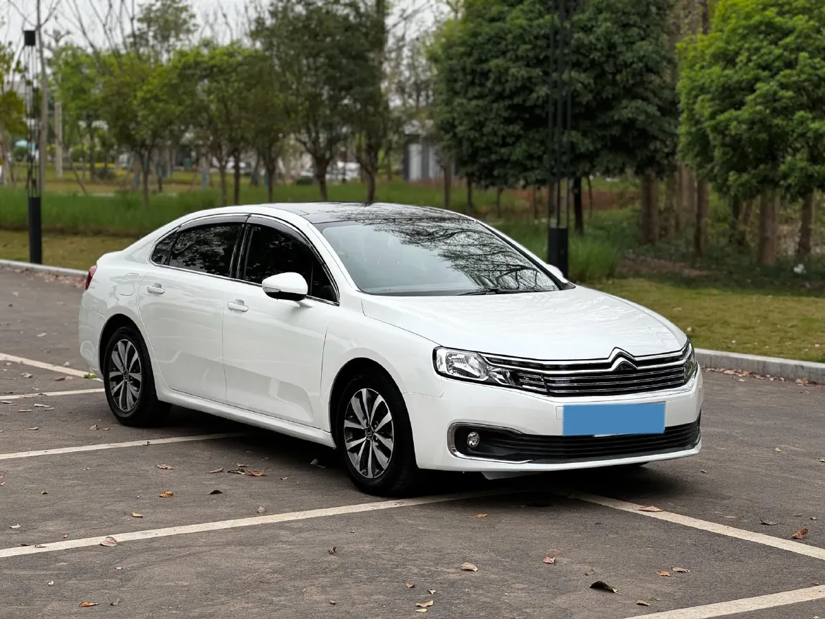 2021 Citroen C6 1.8T 211HP L4 8AT,autocango,china used car exporter,china ev exporter,chinese used car exporter,chinese used ev exporter