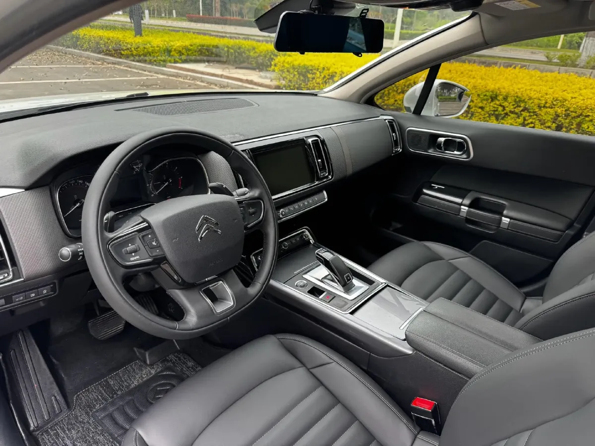 2021 Citroen C6 1.8T 211HP L4 8AT,autocango,china used car exporter,china ev exporter,chinese used car exporter,chinese used ev exporter