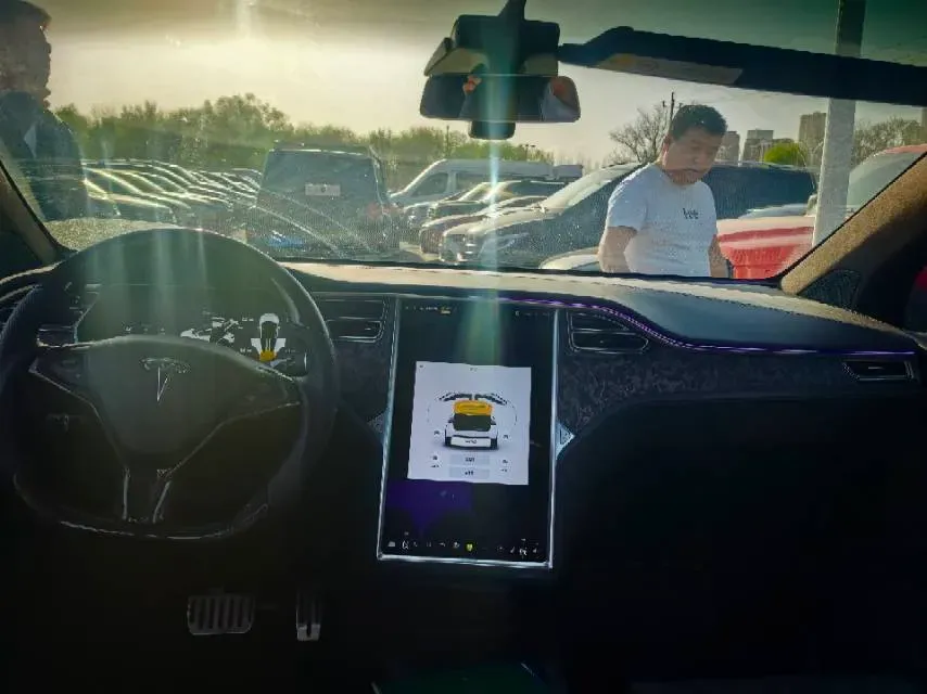 2016 Tesla Model X BEV 90KWH,autocango,china used car exporter,china ev exporter,chinese used car exporter,chinese used ev exporter