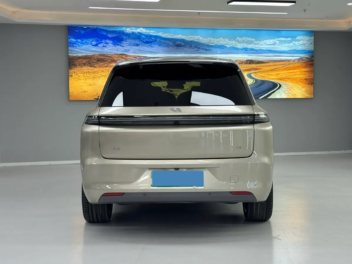 2023 Li L8 Range Extended 154HP REEV 40.9KWH,autocango,china used car exporter,china ev exporter,chinese used car exporter,chinese used ev exporter