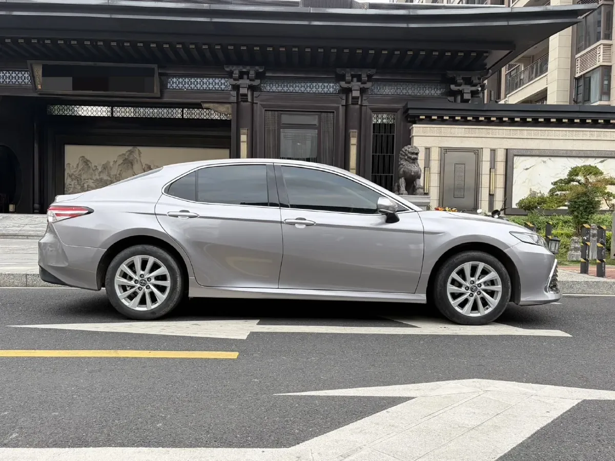 2022 Toyota Camry 2.0L 178HP L4 CVT,autocango,china used car exporter,china ev exporter,chinese used car exporter,chinese used ev exporter