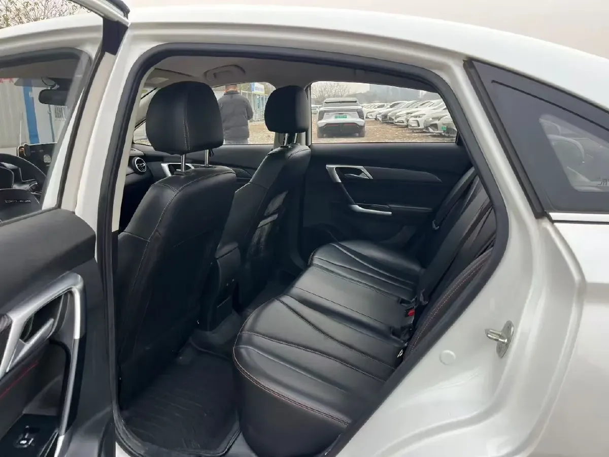 2023 BeiJing Auto EU5 Plus BEV 49.6KWH,autocango,china used car exporter,china ev exporter,chinese used car exporter,chinese used ev exporter