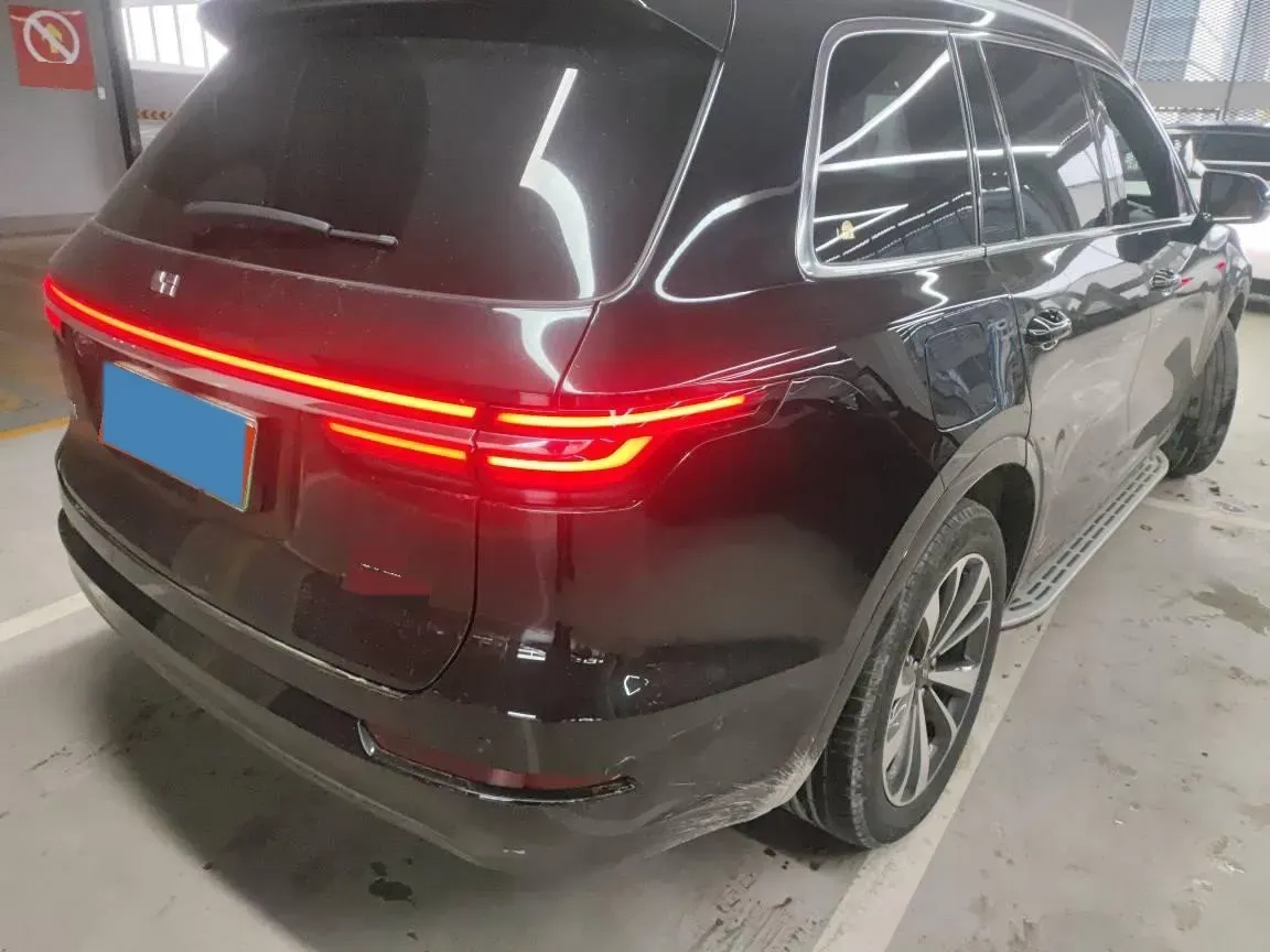 2021 Li ONE Range Extended 131HP REEV 40.5KWH,autocango,china used car exporter,china ev exporter,chinese used car exporter,chinese used ev exporter