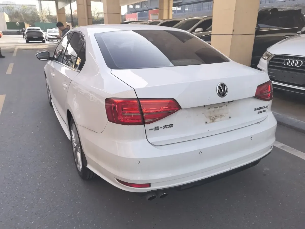 2018 JMC YuSheng S350 2.0T 141HP L4 6AT,autocango,china used car exporter,china ev exporter,chinese used car exporter,chinese used ev exporter