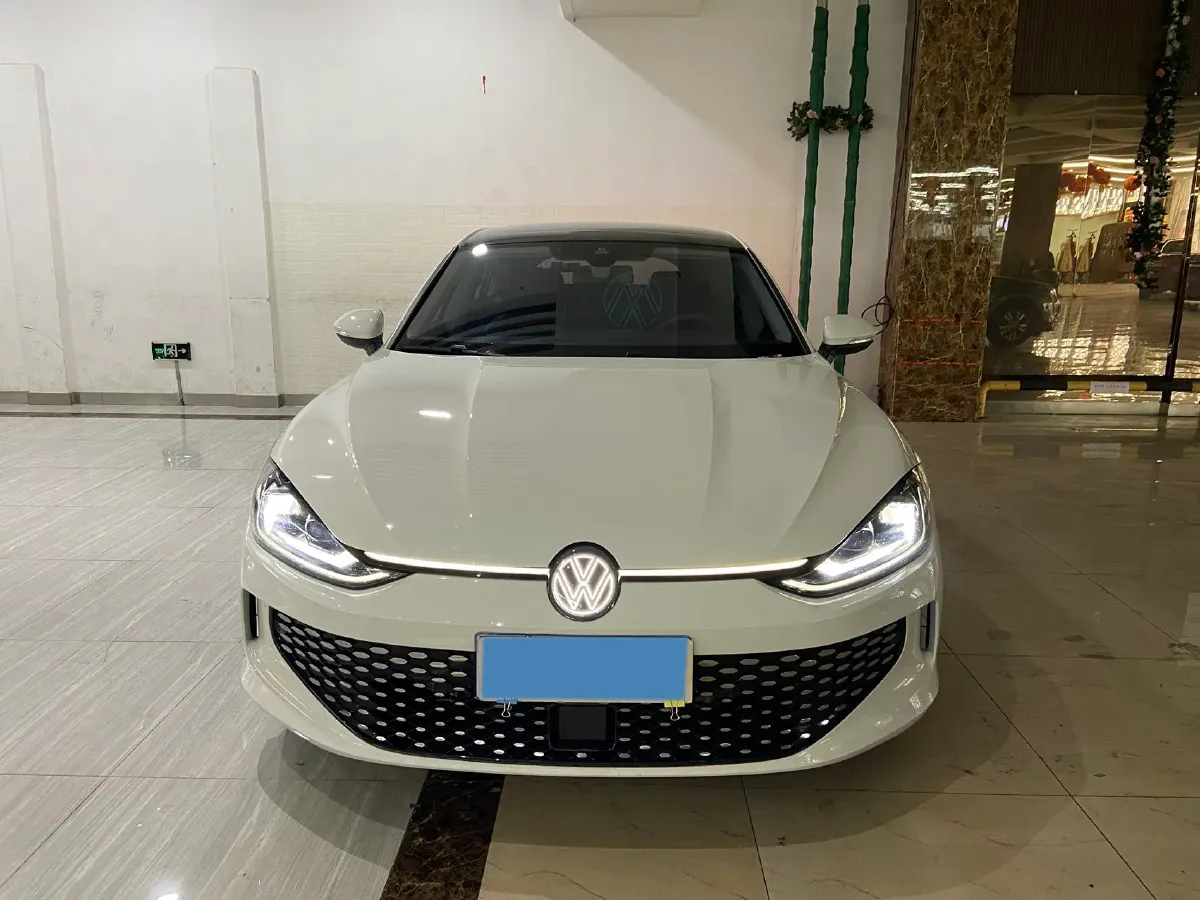 2023 Volkswagen Lamando 1.4T 150HP L4 7DCT,autocango,china used car exporter,china ev exporter,chinese used car exporter,chinese used ev exporter