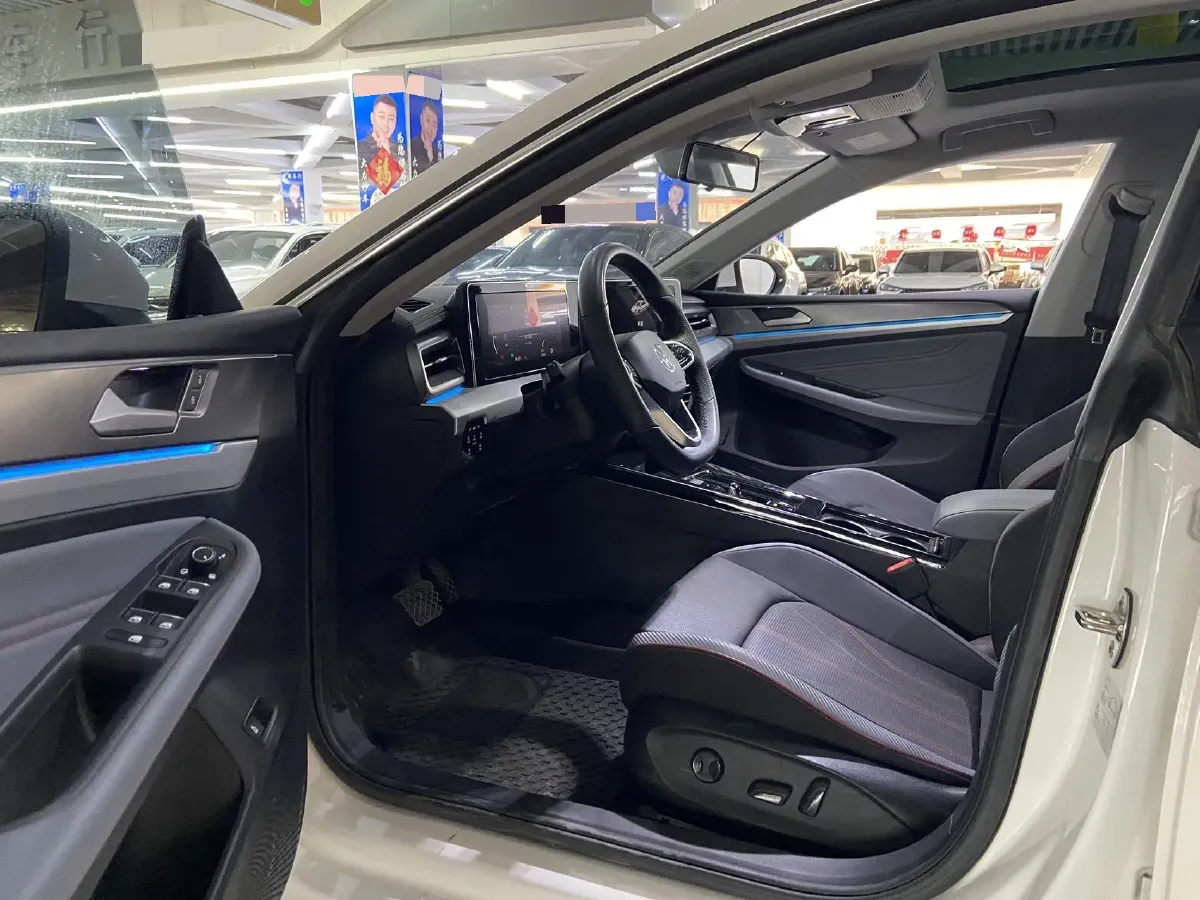 2023 Volkswagen Lamando 1.4T 150HP L4 7DCT,autocango,china used car exporter,china ev exporter,chinese used car exporter,chinese used ev exporter